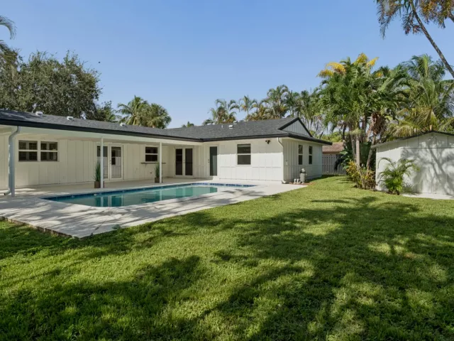 4-bedroom home for sale in Boca Raton - 1551 SW 10TH Street - MondialRealty