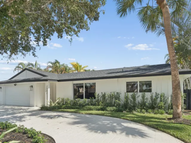 4-bedroom home for sale in Boca Raton - 1551 SW 10TH Street - MondialRealty