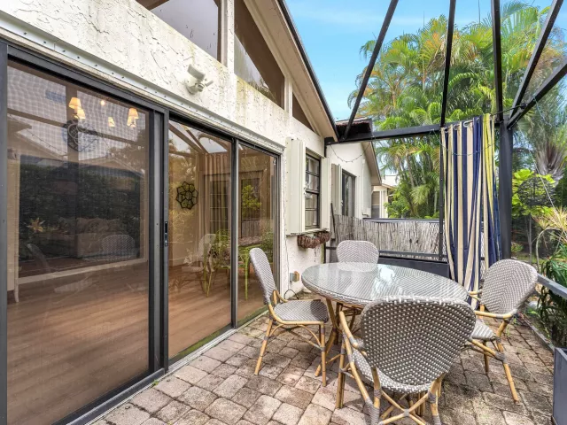 2-bedroom home for rent in Delray Beach - 3155 NW 14th Street - MondialRealty