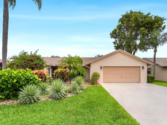 2-bedroom home for rent in Delray Beach - 3155 NW 14th Street - MondialRealty