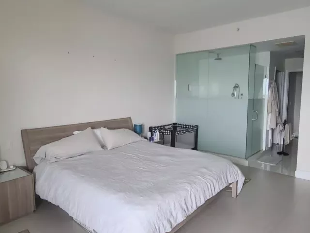2-bedroom condo for rent in Miami - 2020 N Bayshore Dr 1706 - MondialRealty