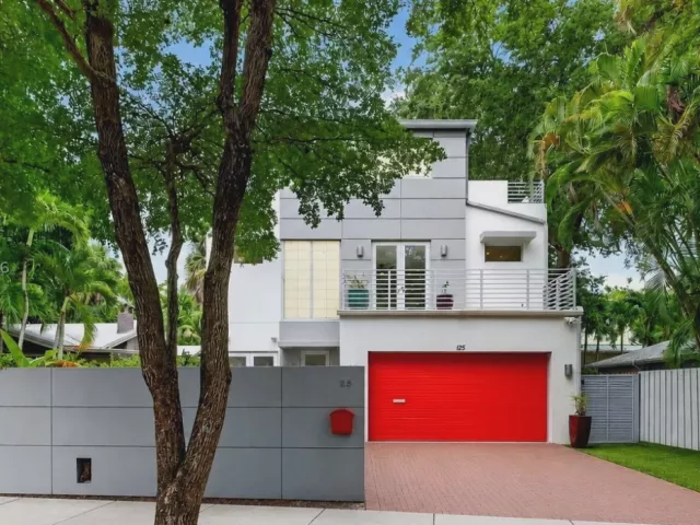 3-bedroom home for rent in Fort Lauderdale - 125 NE 16th Ter 0 - MondialRealty