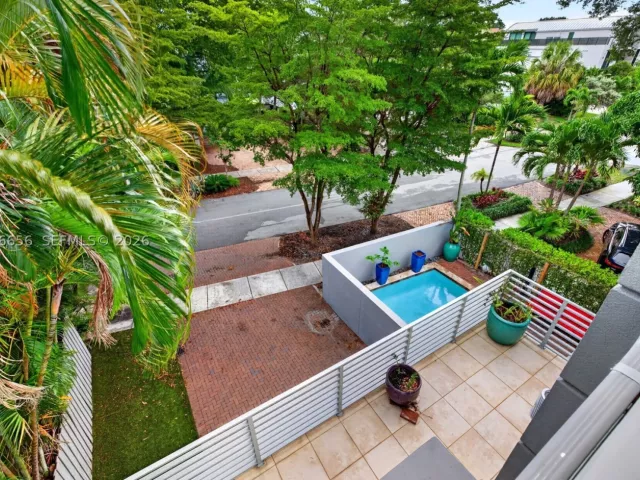 3-bedroom home for rent in Fort Lauderdale - 125 NE 16th Ter 0 - MondialRealty