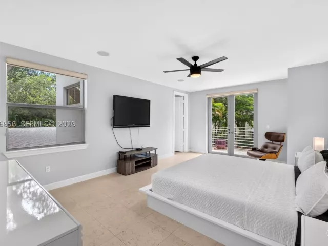 3-bedroom home for rent in Fort Lauderdale - 125 NE 16th Ter 0 - MondialRealty