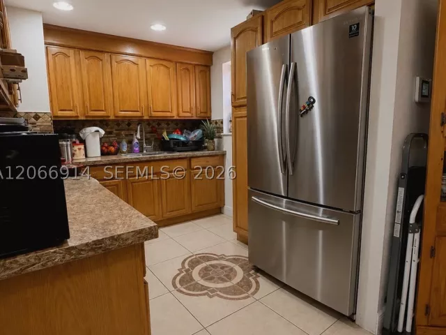 3-bedroom home for sale in North Miami - 1650 NW 123rd St - MondialRealty