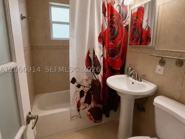 3-bedroom home for sale in North Miami - 1650 NW 123rd St - MondialRealty