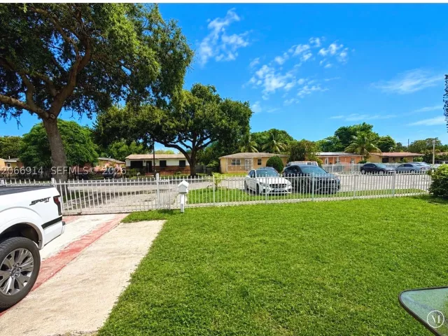 3-bedroom home for sale in North Miami - 1650 NW 123rd St - MondialRealty