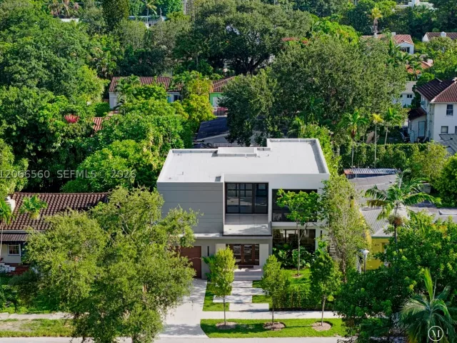 4-bedroom home for sale in Miami - 685 NE 81st St - MondialRealty