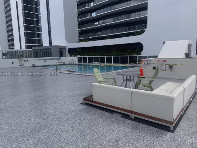 3-bedroom condo for rent in Miami - 601 NE 23rd St 1605 - MondialRealty