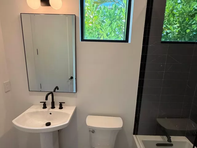 4-bedroom home for rent in West Palm Beach - 120 Summa Street - MondialRealty
