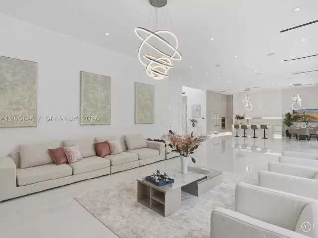6-bedroom home for rent in Sunny Isles Beach - 299 190th St - MondialRealty