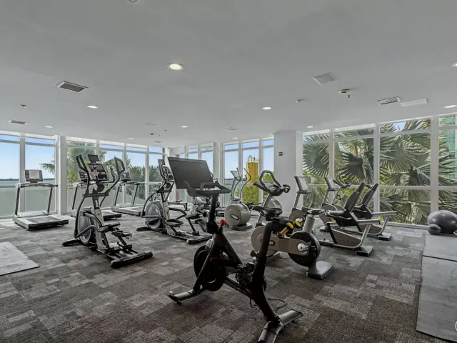 2-bedroom condo for sale in Miami - 1155 BRICKELL BAY Drive 2509 - MondialRealty