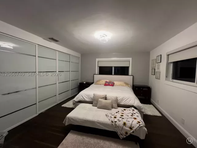 3-bedroom home for sale in Hollywood - 3460 Buchanan St - MondialRealty