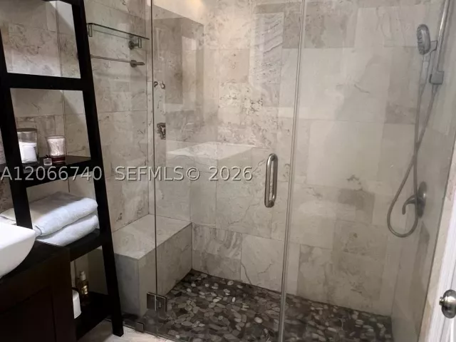 3-bedroom home for sale in Hollywood - 3460 Buchanan St - MondialRealty