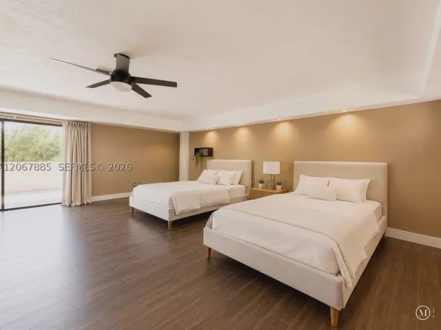 4-bedroom home for sale in Hollywood - 406 Saint Andrews Rd 53 - MondialRealty