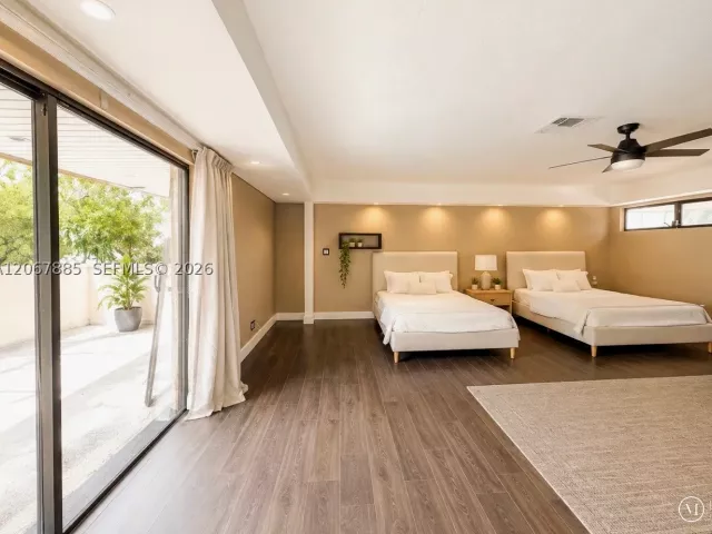 4-bedroom home for sale in Hollywood - 406 Saint Andrews Rd 53 - MondialRealty