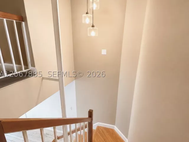 4-bedroom home for sale in Hollywood - 406 Saint Andrews Rd 53 - MondialRealty