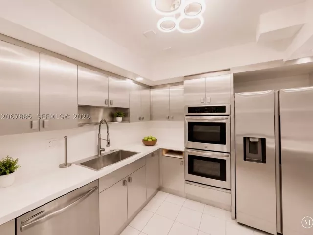 4-bedroom home for sale in Hollywood - 406 Saint Andrews Rd 53 - MondialRealty