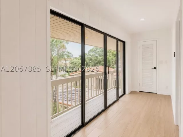 4-bedroom home for sale in Hollywood - 406 Saint Andrews Rd 53 - MondialRealty