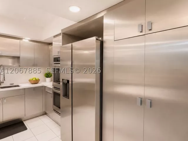 4-bedroom home for sale in Hollywood - 406 Saint Andrews Rd 53 - MondialRealty