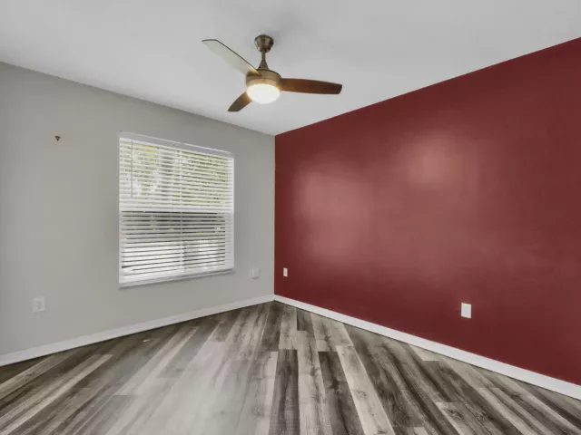 4-bedroom home for sale in Pembroke Pines - 2325 NW 186th Avenue - MondialRealty