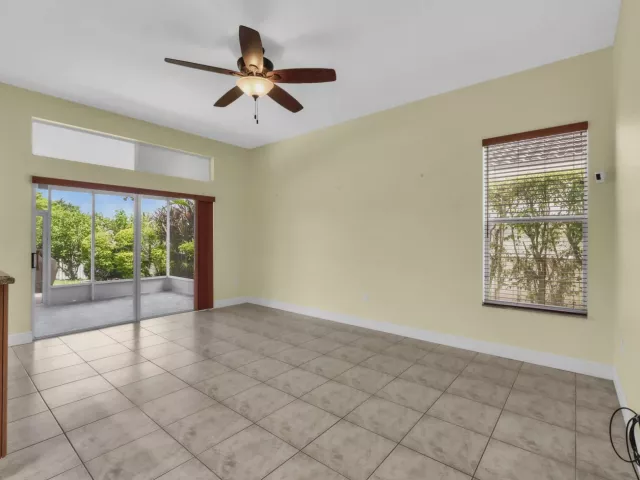 4-bedroom home for sale in Pembroke Pines - 2325 NW 186th Avenue - MondialRealty