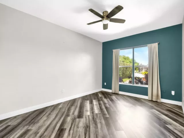 4-bedroom home for sale in Pembroke Pines - 2325 NW 186th Avenue - MondialRealty