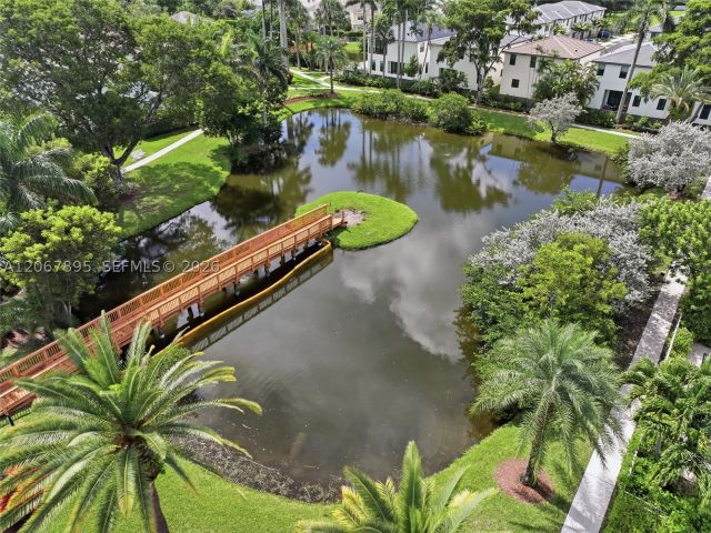 4-bedroom home for rent in Fort Lauderdale - 1419 SW 21st Ct - MondialRealty