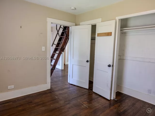 4-bedroom home for sale in North Miami - 520 NE 129th St - MondialRealty