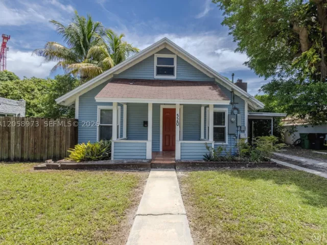 4-bedroom home for sale in North Miami - 520 NE 129th St - MondialRealty