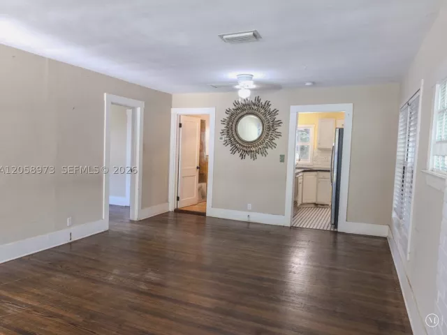 4-bedroom home for sale in North Miami - 520 NE 129th St - MondialRealty