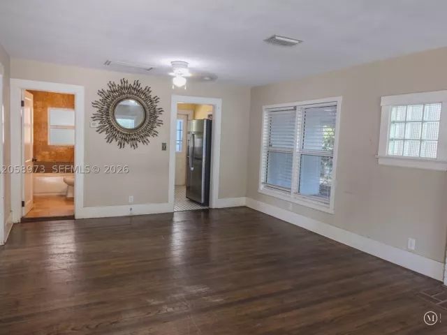 4-bedroom home for sale in North Miami - 520 NE 129th St - MondialRealty