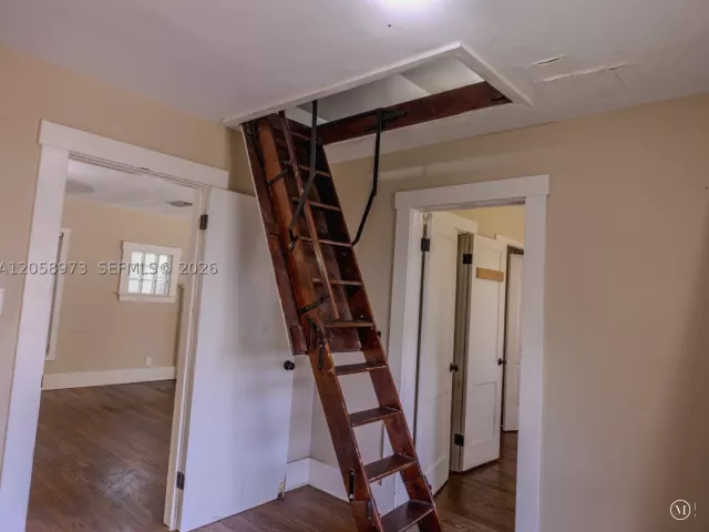 4-bedroom home for sale in North Miami - 520 NE 129th St - MondialRealty