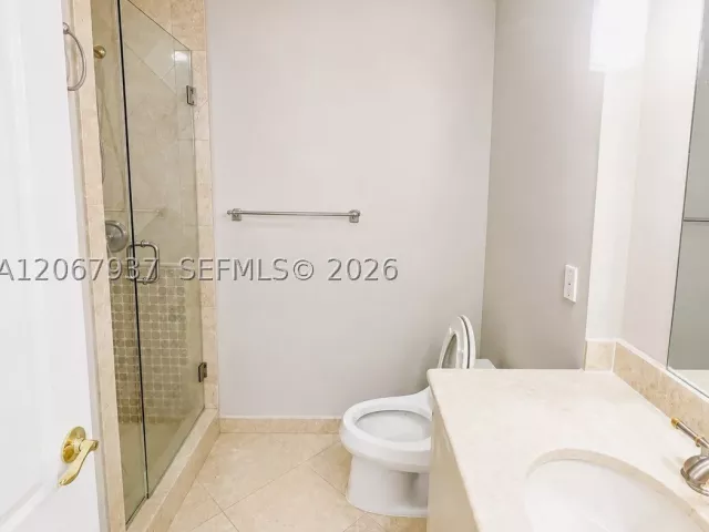 3-bedroom home for sale in Hollywood - 3501 N Ocean Dr V1 - MondialRealty