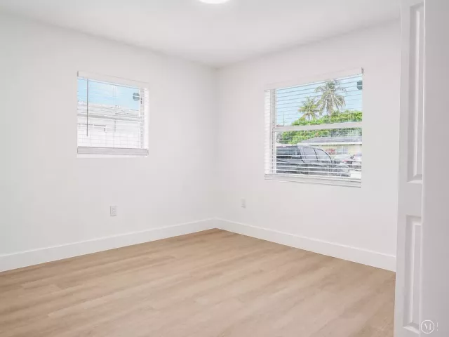 3-bedroom home for sale in West Palm Beach - 2013 Longwood Road - MondialRealty