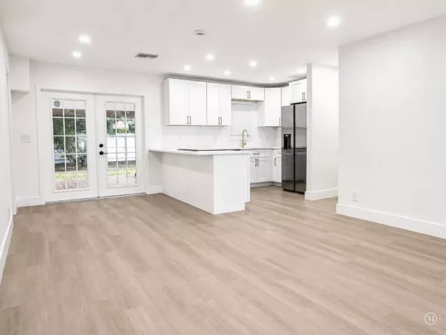 3-bedroom home for sale in West Palm Beach - 2013 Longwood Road - MondialRealty