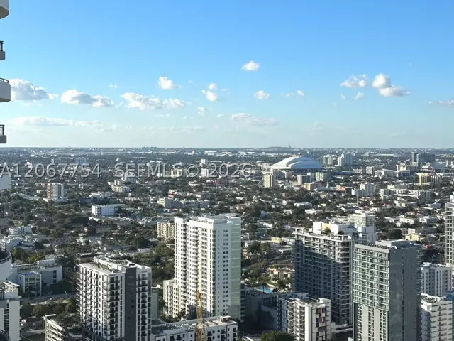 2-bedroom condo for sale in Miami - 1300 S Miami 4209 - MondialRealty