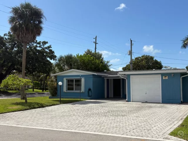 2-bedroom home for sale in Fort Lauderdale - 1200 SW 21ST Street - MondialRealty
