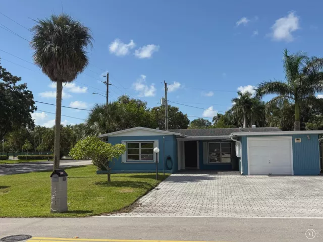 2-bedroom home for sale in Fort Lauderdale - 1200 SW 21ST Street - MondialRealty