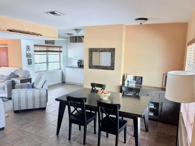 2-bedroom home for sale in Fort Lauderdale - 1200 SW 21ST Street - MondialRealty
