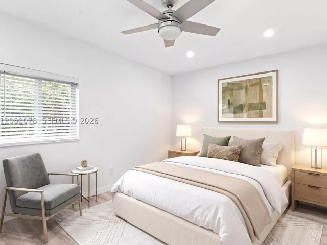 3-bedroom home for rent in Coral Gables - 5406 S Le Jeune Rd - MondialRealty