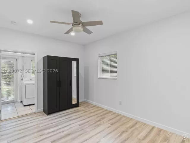 3-bedroom home for rent in Coral Gables - 5406 S Le Jeune Rd - MondialRealty