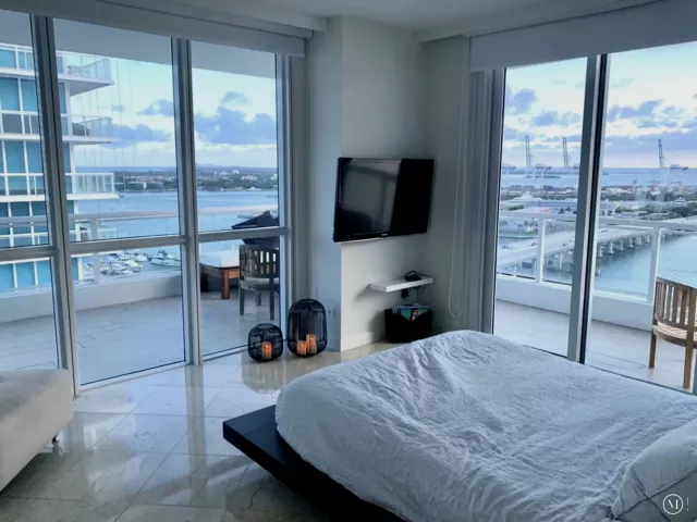 2-bedroom condo for rent in Miami Beach - 540 WEST Avenue 2011 - MondialRealty