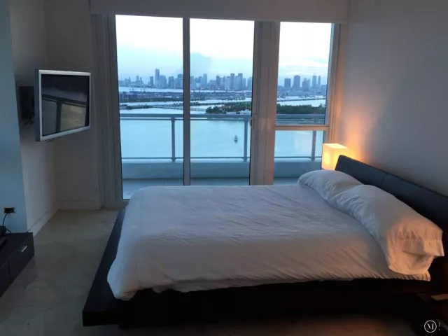 2-bedroom condo for rent in Miami Beach - 540 WEST Avenue 2011 - MondialRealty