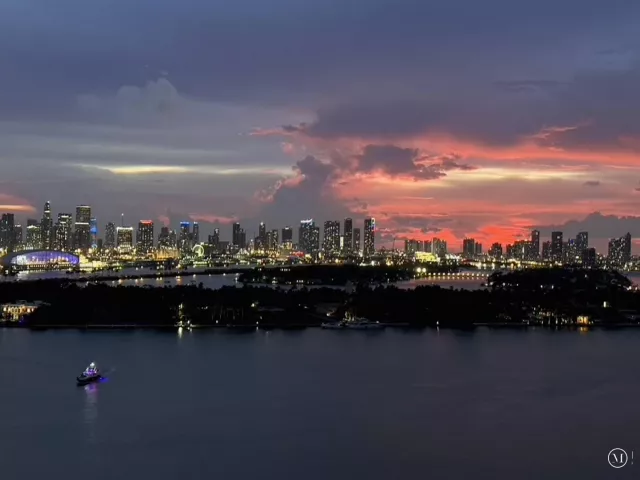 2-bedroom condo for rent in Miami Beach - 540 WEST Avenue 2011 - MondialRealty