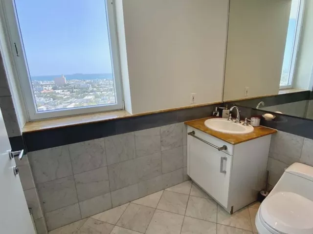 2-bedroom condo for rent in Miami Beach - 540 WEST Avenue 2011 - MondialRealty