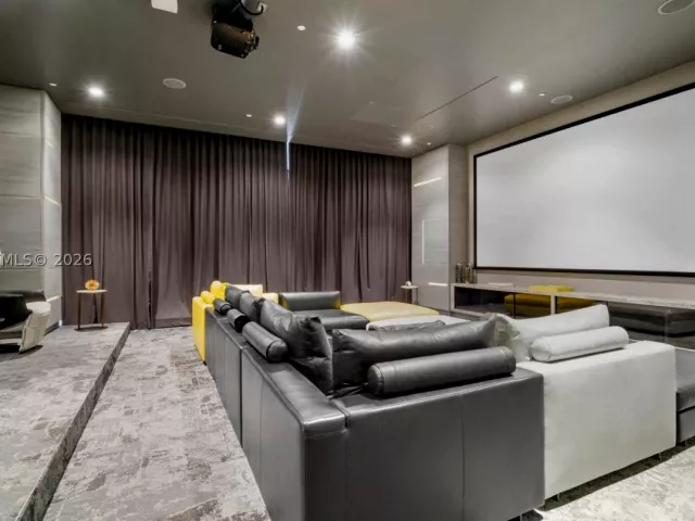 1-bedroom condo for sale in Miami - 55 SW 9th St 3509 - MondialRealty
