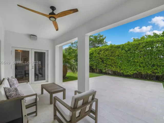 3-bedroom home for sale in Miami - 6351 SW 39th St - MondialRealty
