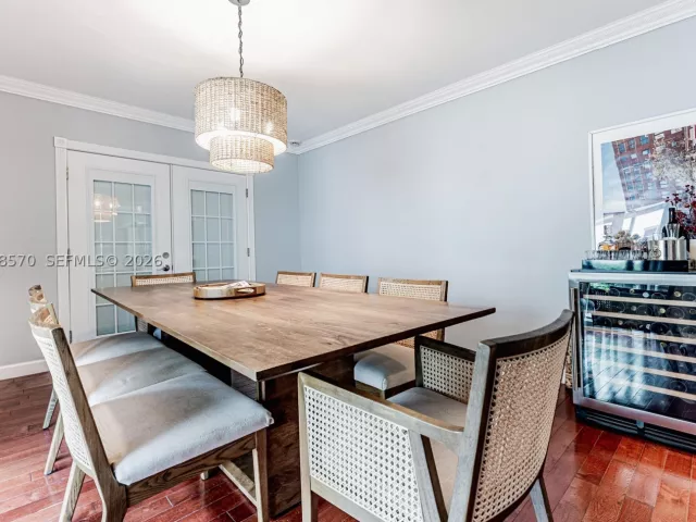 3-bedroom home for rent in Coral Gables - 6865 Veronese St - MondialRealty