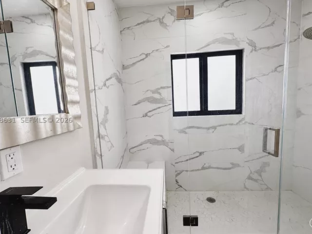 3-bedroom home for rent in Miami - 68 NW 47th St - MondialRealty